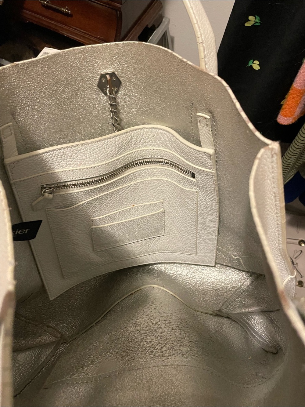 Botkier White Pebbled Leather Tote with Chain Toggle - Picture 3 of 4